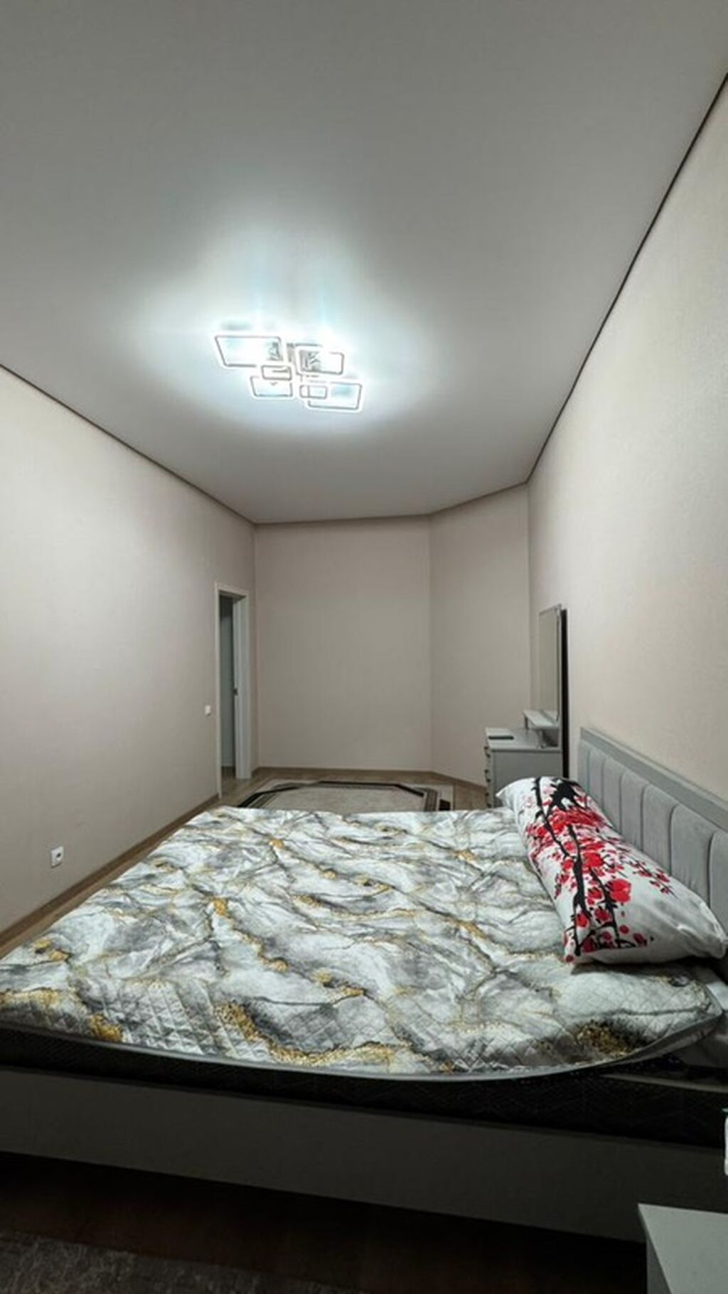 2 комнаты, 80 м², Элитка, 7 этаж, Дизайнерский ремонт: фото 3