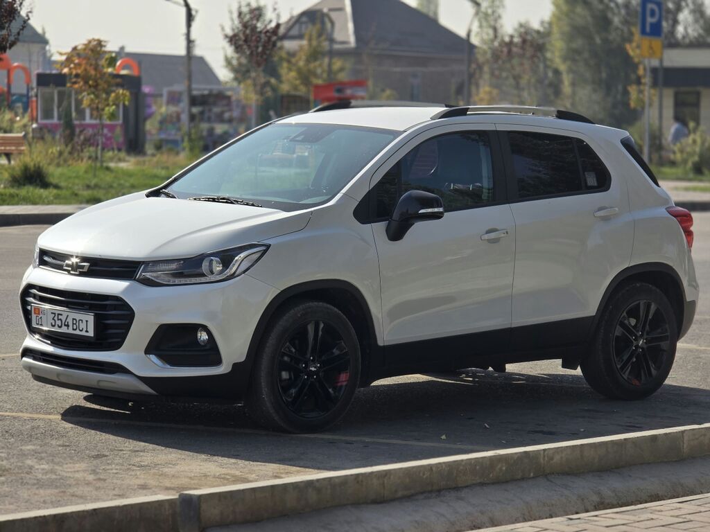 Chevrolet Trax: 2021 г., 1.4 л, Автомат, Бензин, Кроссовер: фото 3