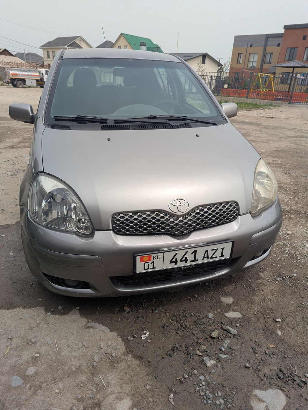 Toyota Yaris: 2004 г., 1.3 л, Автомат, Бензин, Хэтчбэк — фото 7