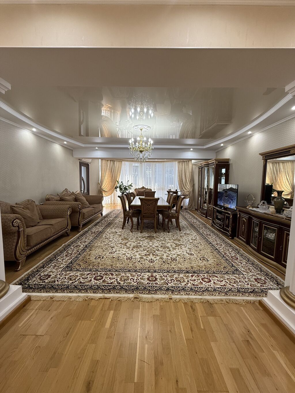 4 комнаты, 195 м²: фото 2