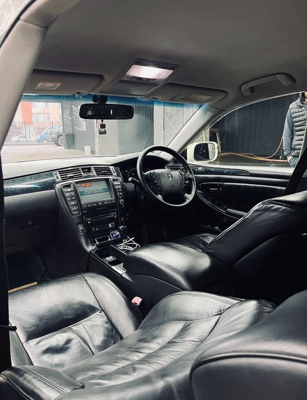 Toyota Crown: 2004 г., 3 л, Автомат, Бензин, Седан: фото 5
