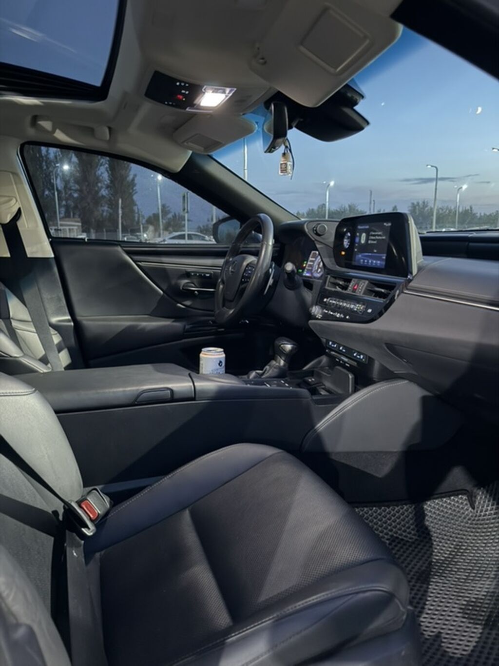 Lexus ES: 2022 г., 2.5 л, Автомат, Гибрид, Седан: фото 8