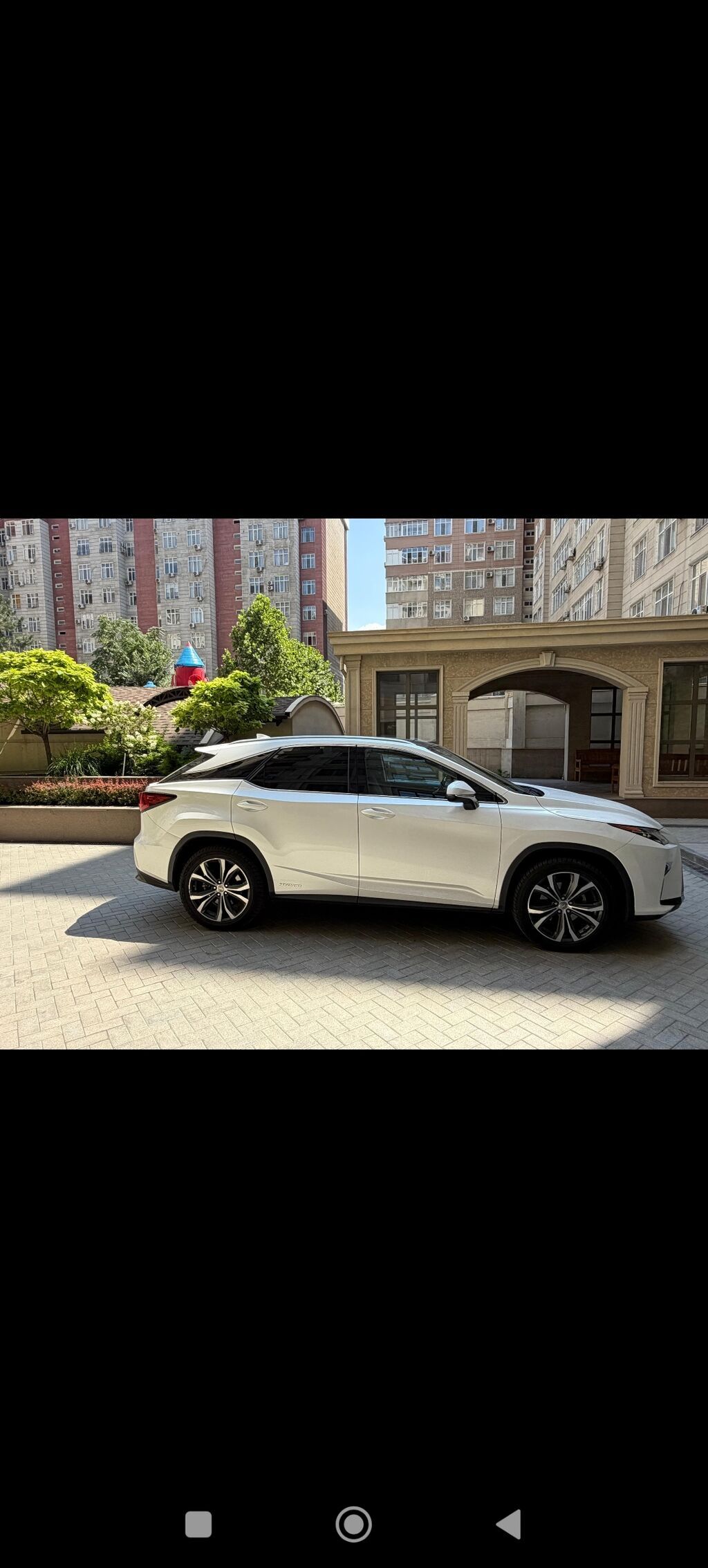 Lexus RX: 2016 г., 3.5 л, Автомат, Гибрид, Кроссовер: фото 3