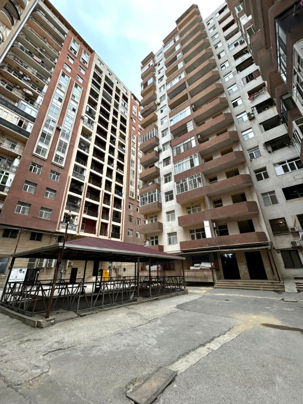 Yasamal, 2 otaqlı, Yeni tikili, m. Elmlər Akademiyası, 70 kv. m