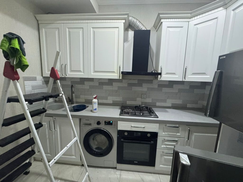 🏡 **İTALİYA DOSTLUĞU PARKININ YANINDA 3 OTAQLI MƏNZİL KİRAYƏ VERİLİR**