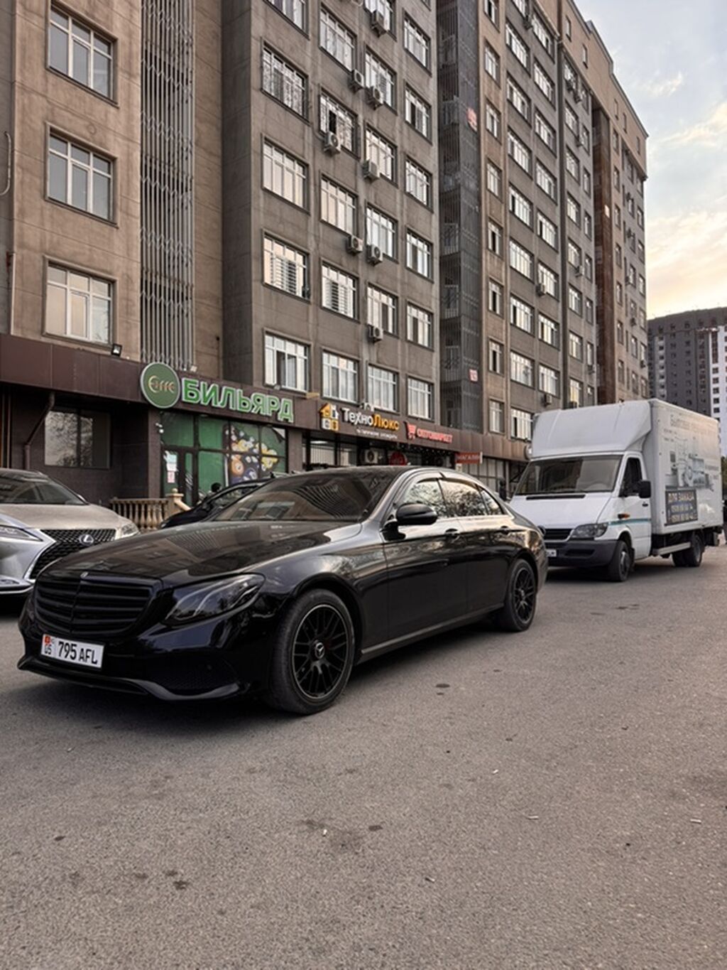 Mercedes-Benz E-Class: 2017 г., 2 л, Автомат, Бензин, Седан: фото 2