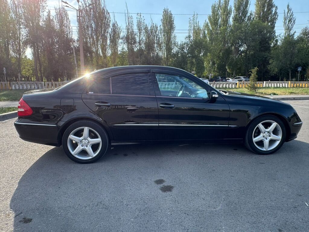Mercedes-Benz E-Class: 2005 г., 3 л, Автомат, Бензин, Седан: фото 5
