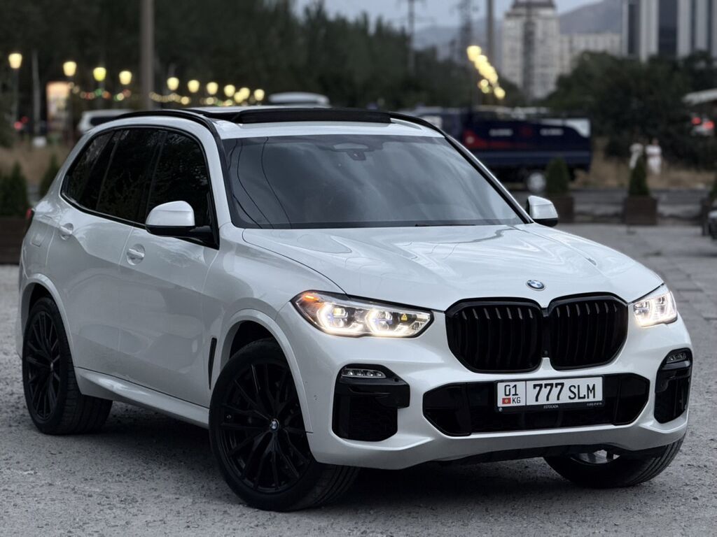 BMW X5: 2020 г., 4.4 л, Автомат, Бензин, Кроссовер: фото 1