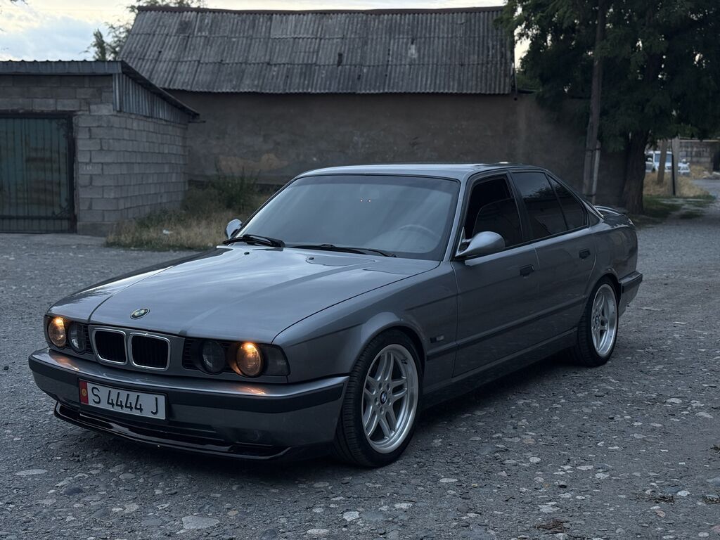 BMW 5 series: 1993 г., 4.4 л, Механика, Бензин, Седан: фото 5