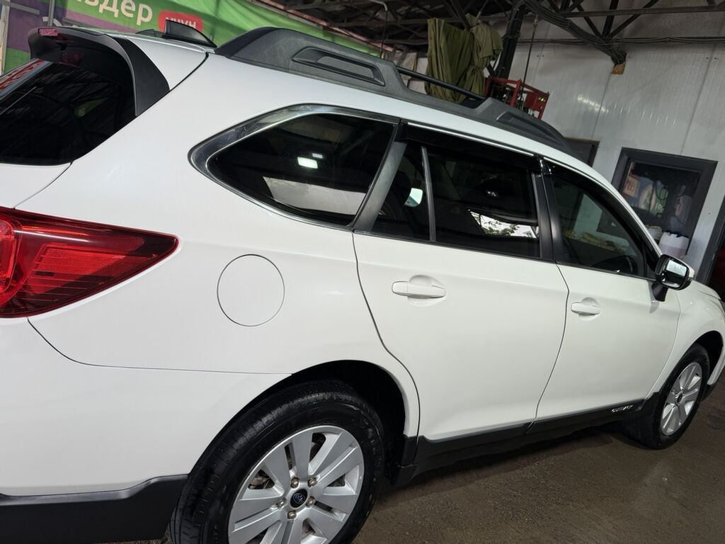 Subaru Outback: 2018 г., 2.5 л, Автомат, Бензин, Универсал: фото 2