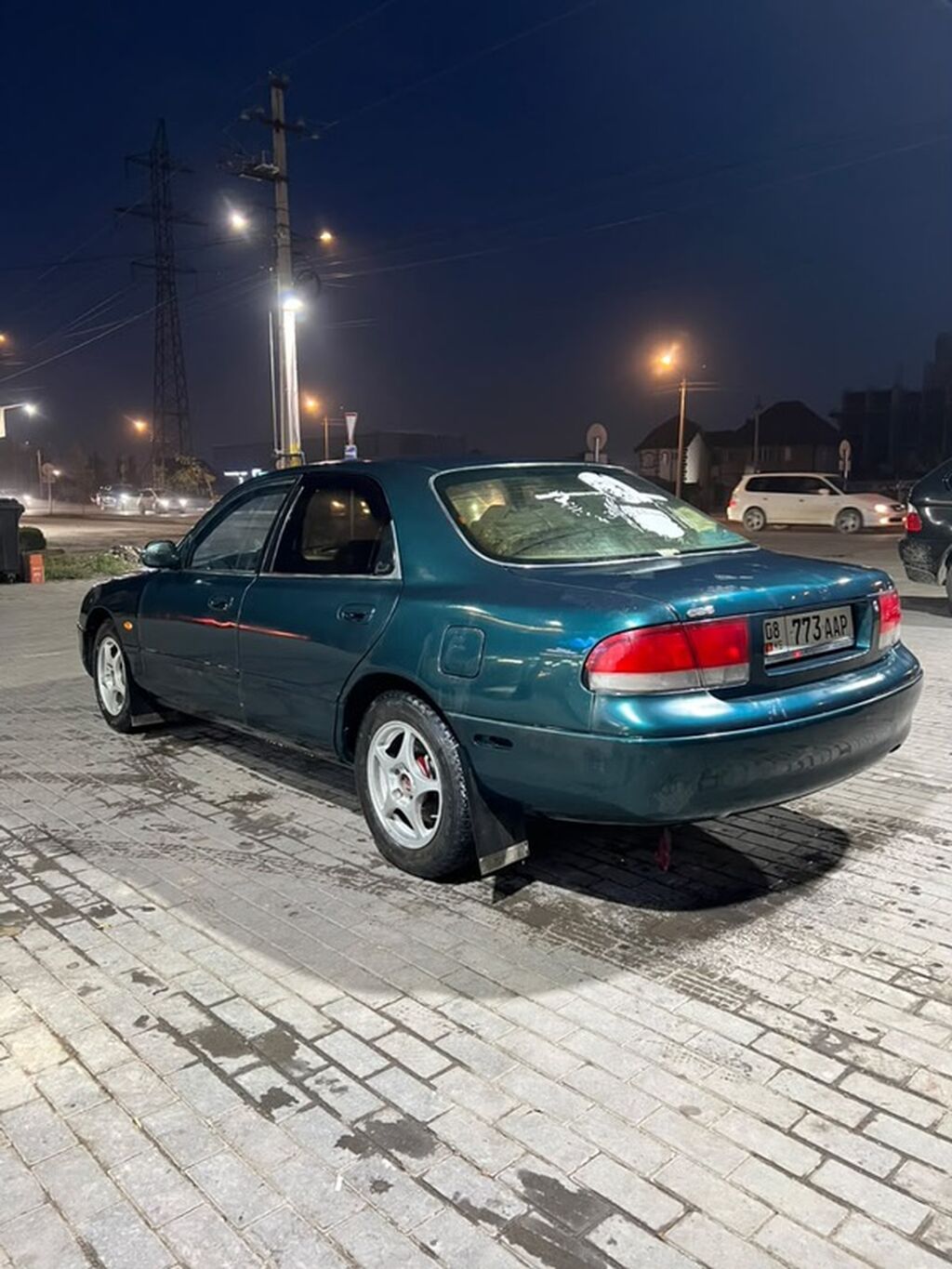 Mazda 626: 1994 г., 2 л, Механика, Седан: фото 1