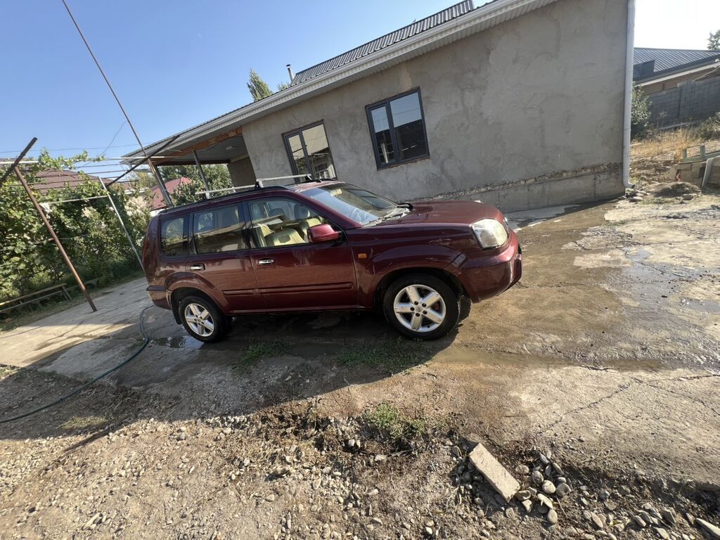 Nissan X-Trail: 2002 г., 2.2 л, Механика, Дизель, Кроссовер: фото 2