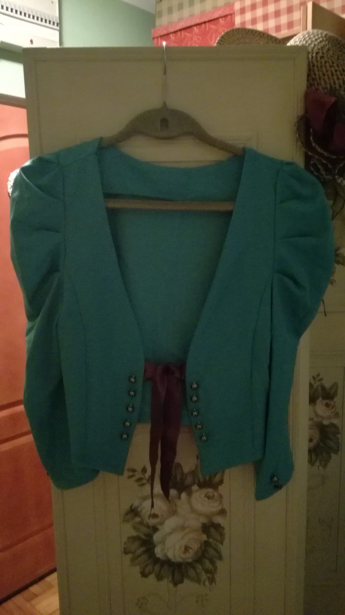 Košulje i bluze: Ženski bolero.Nošen samo dva puta! na lalafo.rs Ženski bolero.Nošen samo dva puta! - Nis