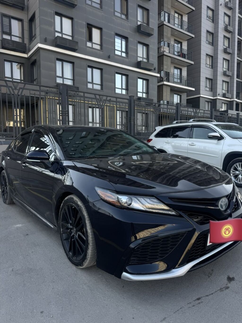 Toyota Camry: 2021 г., 2.5 л, Вариатор, Гибрид, Седан: фото 5