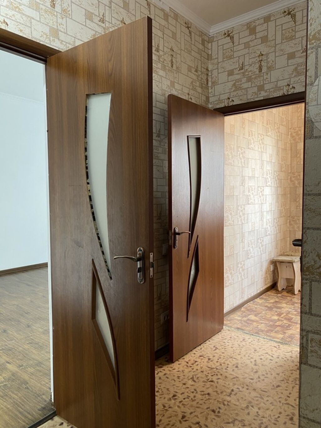 1 комната, 35 м², 105 серия, 9 этаж, Требуется ремонт: фото 3