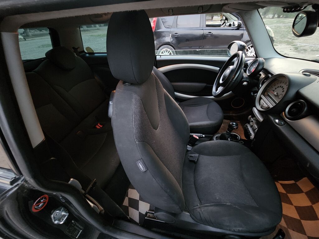 Mini One: 2007 г., 1.4 л, Автомат, Бензин, Хэтчбэк: фото 6