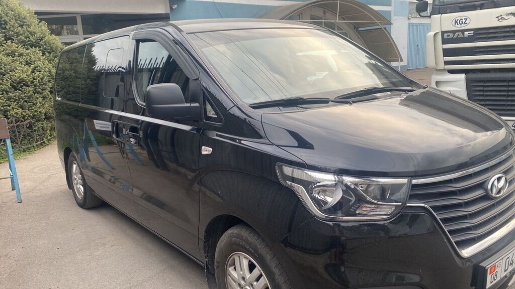 Hyundai Grand Starex: 2019 г., 2.5 л, Автомат, Дизель, Минивэн: фото 2