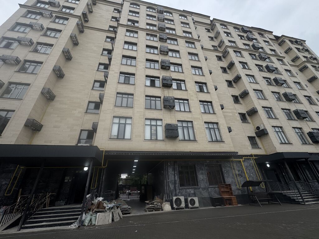 2 комнаты, 75 м², ул. Московская / Ибраимова Элитка, 5 этаж, Дизайнерский ремонт: фото 2