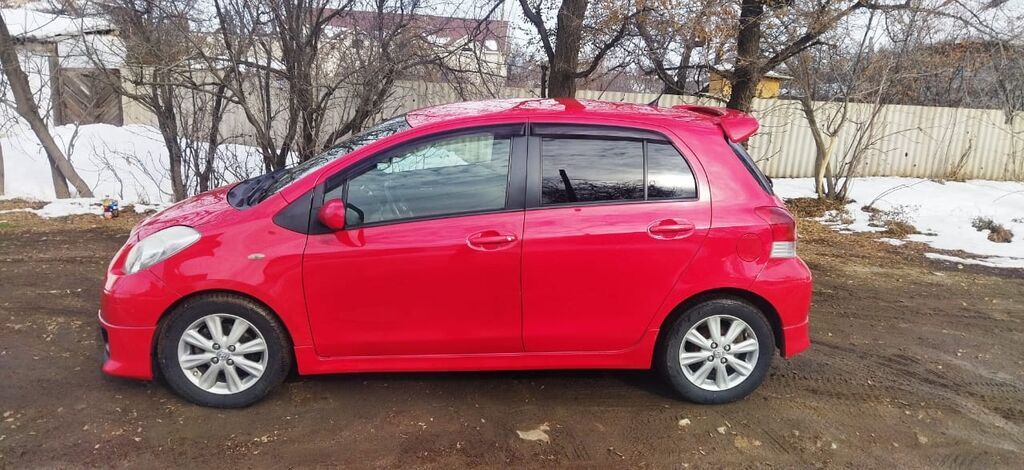 Toyota Yaris: 2008 г., 1.5 л, Автомат, Хэтчбэк: фото 4