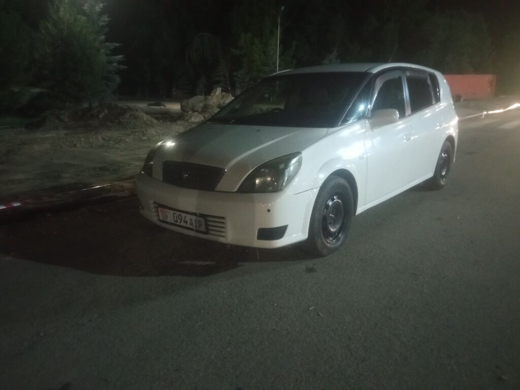 Toyota Opa: 2003 г., 1.8 л, Автомат, Бензин, Минивэн: фото 3