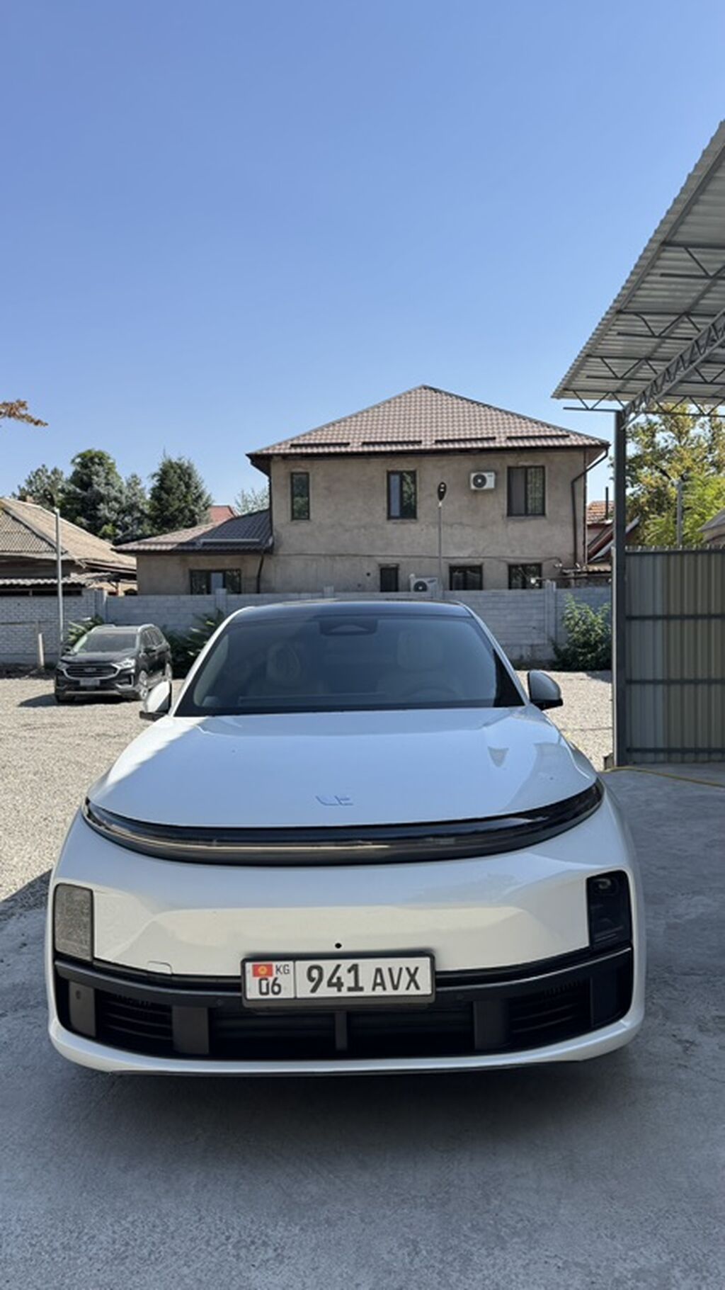 Lixiang L7: 2024 г., 1.5 л, Автомат, Гибрид, Кроссовер: фото 2