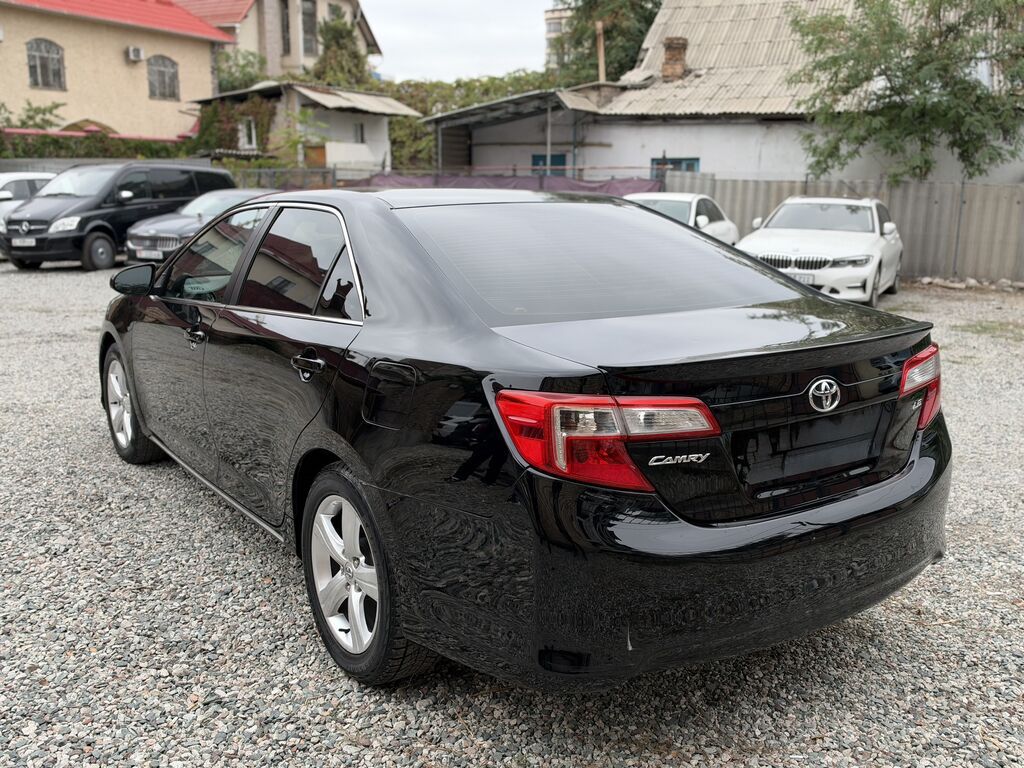 Toyota Camry: 2012 г., 2.5 л, Автомат, Бензин, Седан: фото 4