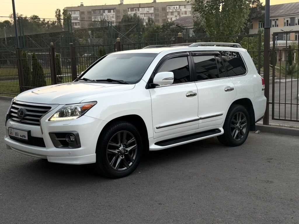 Lexus LX: 2015 г., Автомат, Бензин, Внедорожник: фото 7