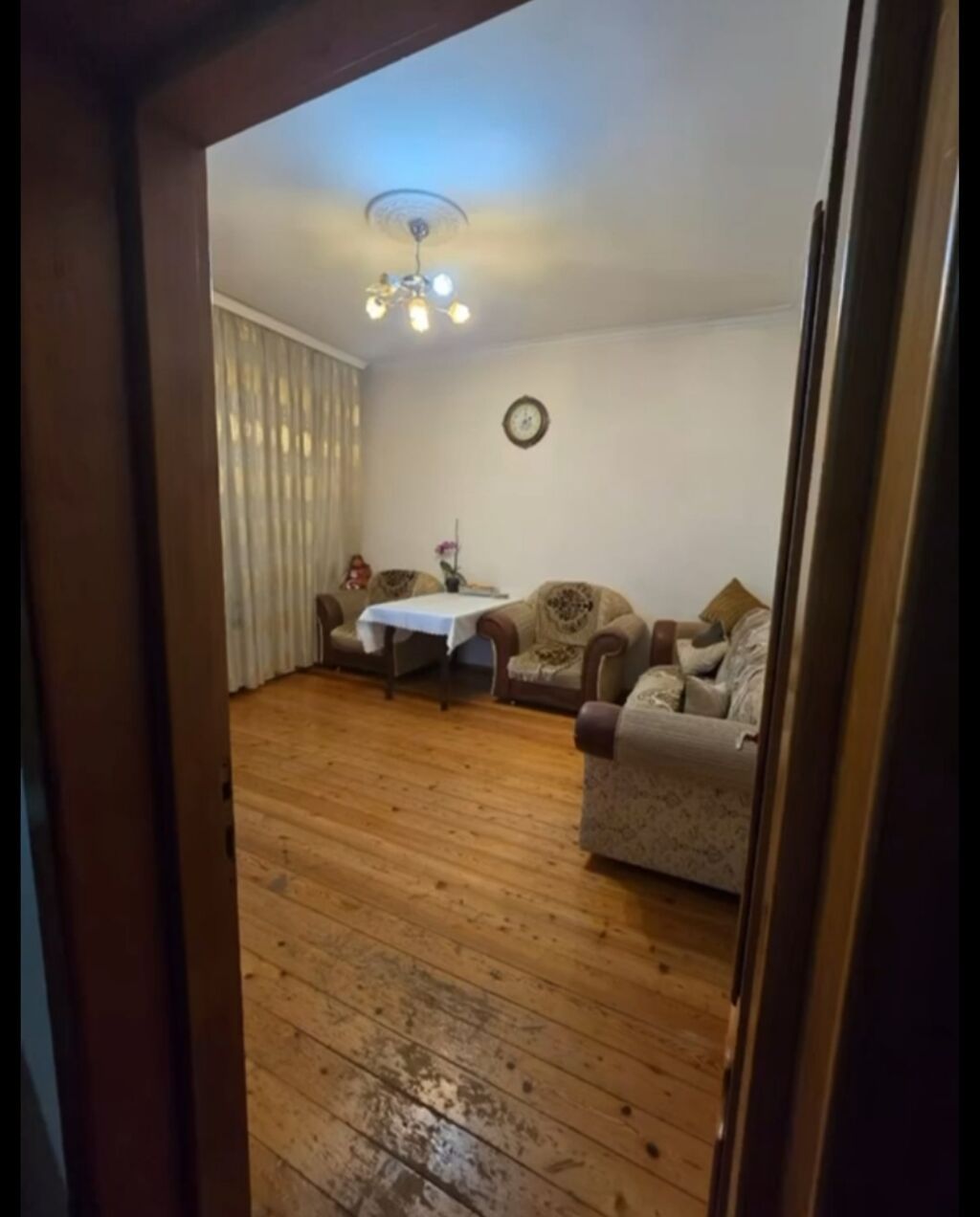 Çıxarış var Ümumi 261 kv 5 sorta tikilib həyətə 4 maşın rahat girir