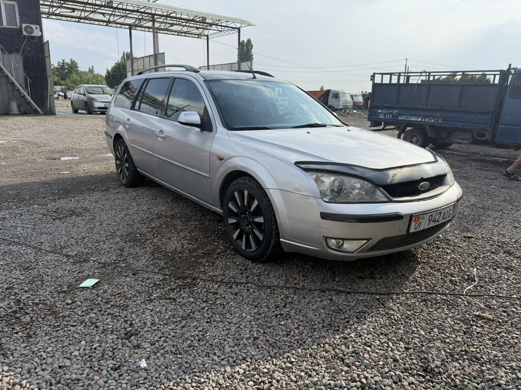 Ford Mondeo: 2002 г., 2.5 л, Автомат, Бензин, Универсал: фото 1