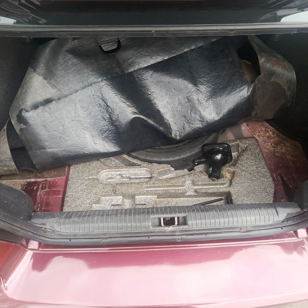 Daewoo Nexia: 2008 г., 1.6 л, Механика, Бензин, Седан: фото 3