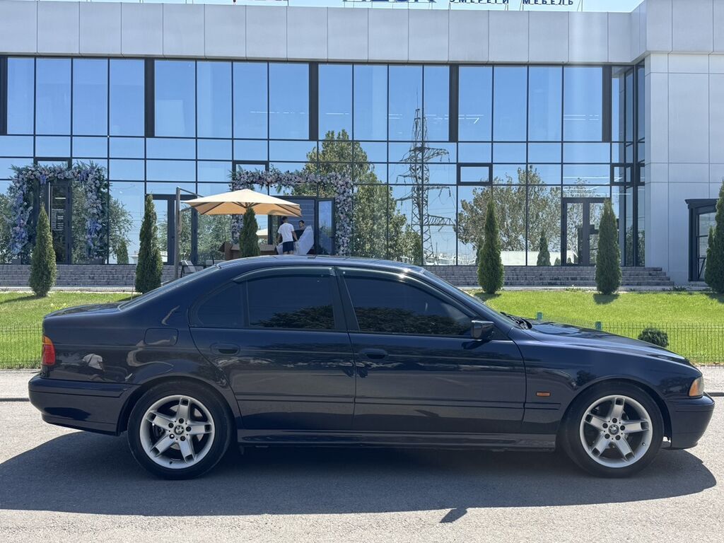 BMW 5 series: 2003 г., 2.5 л, Механика, Бензин, Седан: фото 5