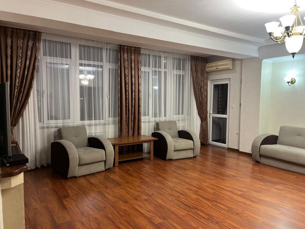 4 комнаты, 200 м², 9 этаж: фото 2