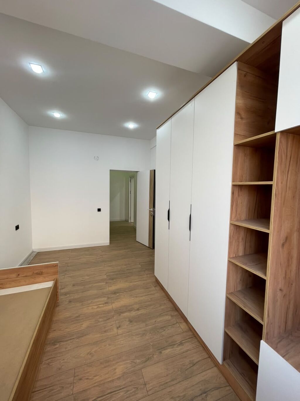 3 комнаты, 86 м², Фрунзе мкр., Элитка, 9 этаж, Дизайнерский ремонт: фото 4