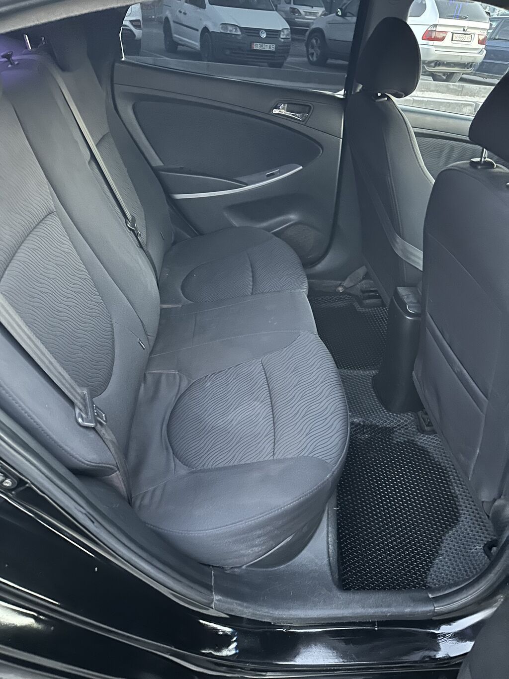 Hyundai Solaris: 2012 г., 1.6 л, Бензин, Седан: фото 5