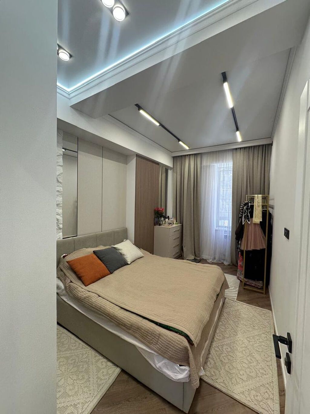3 комнаты, 74 м², Элитка, 2 этаж, Евроремонт — фото 4
