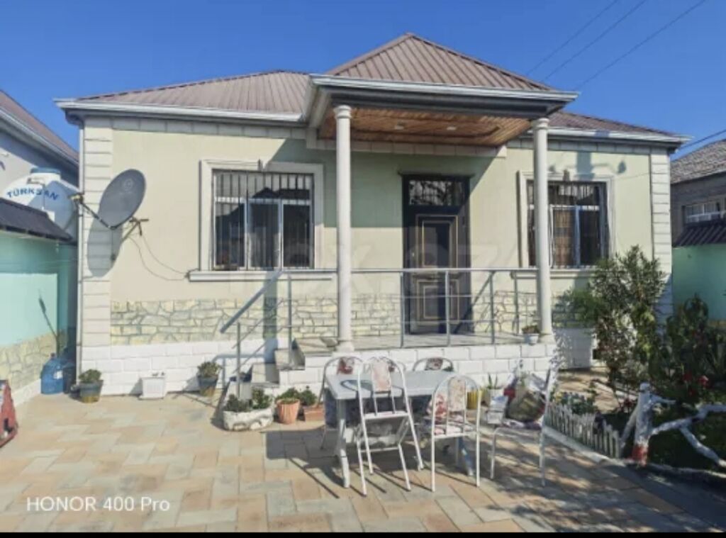 Satılır: həyətli, 1 mərtəbəli fərdi yaşayış evi - Geniş, səliqəli