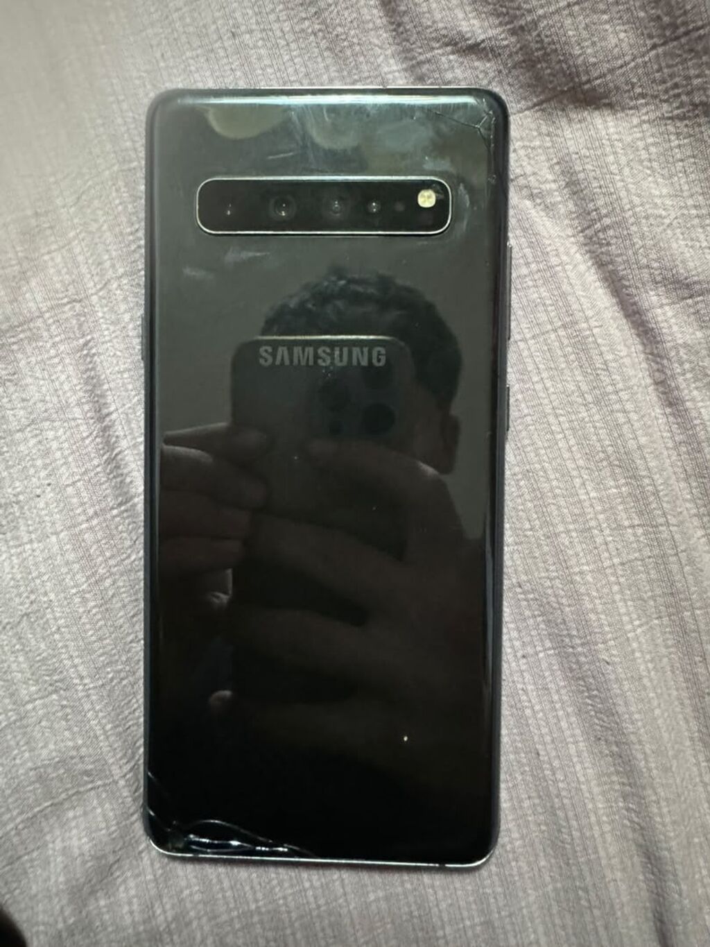 Смартфон Samsung Galaxy 10+ экран косяк! — фото 3