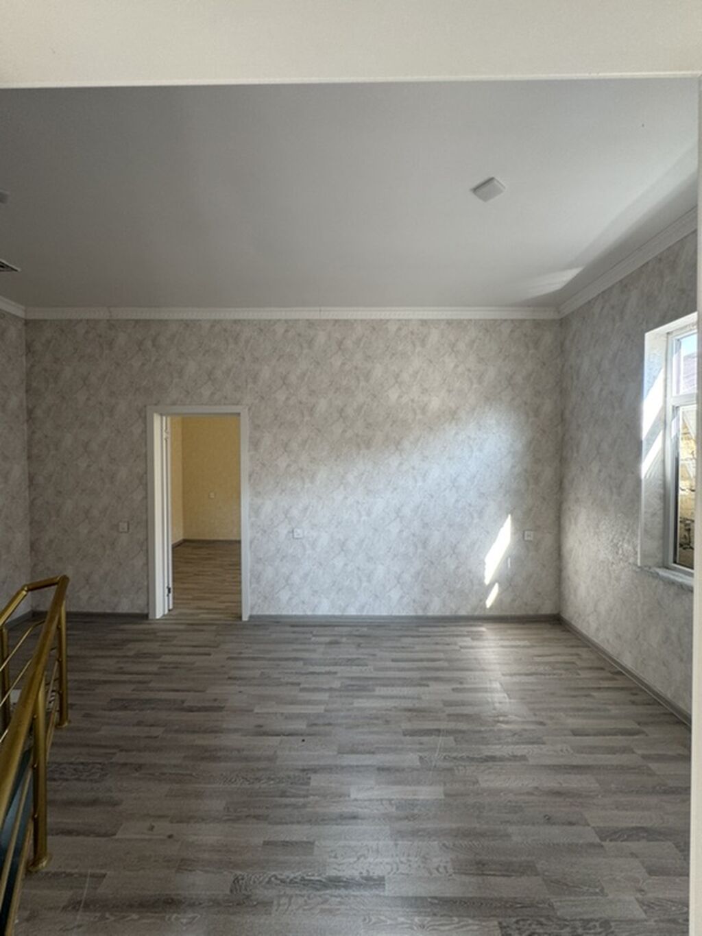 3 otaqlı, 85 kv. m, Kredit var, Yeni təmirli