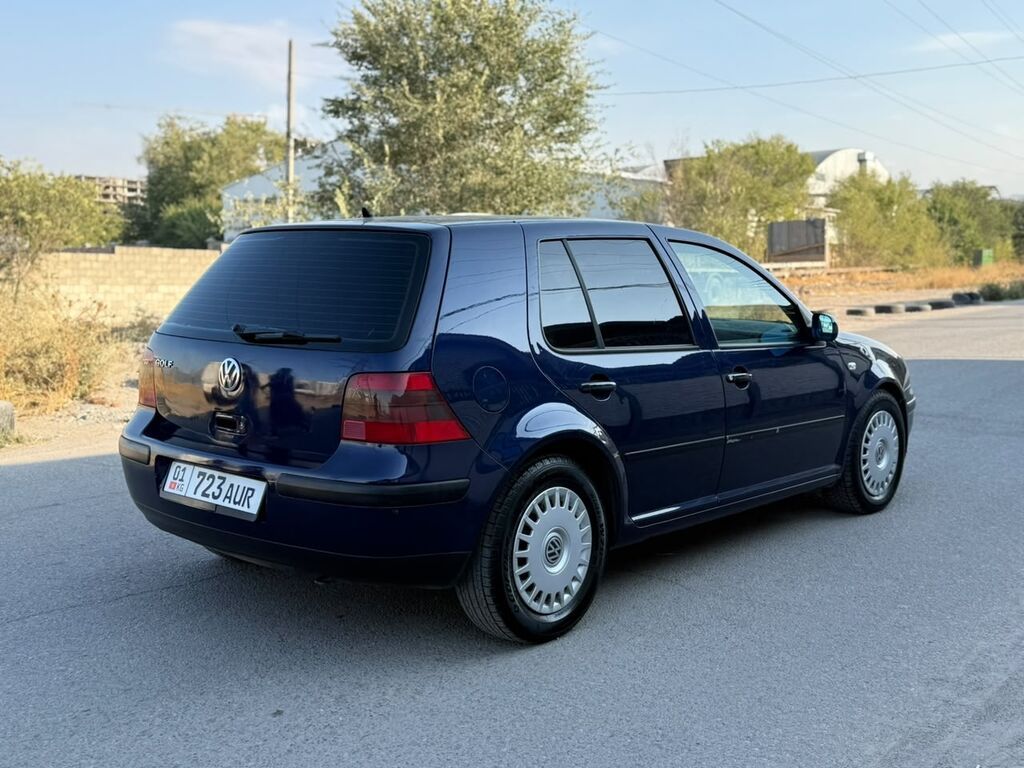 Volkswagen Golf: 2001 г., 1.4 л, Механика, Бензин, Хэтчбэк: фото 3