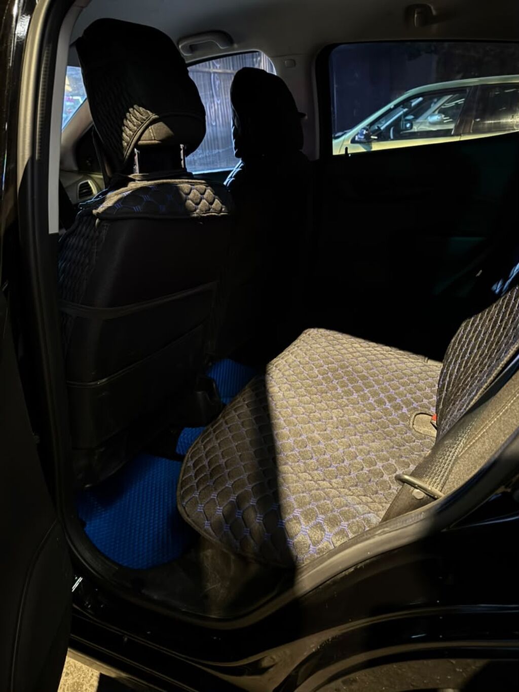 Chevrolet Spark: 2018 г., 1 л, Автомат, Газ, Хэтчбэк: фото 8