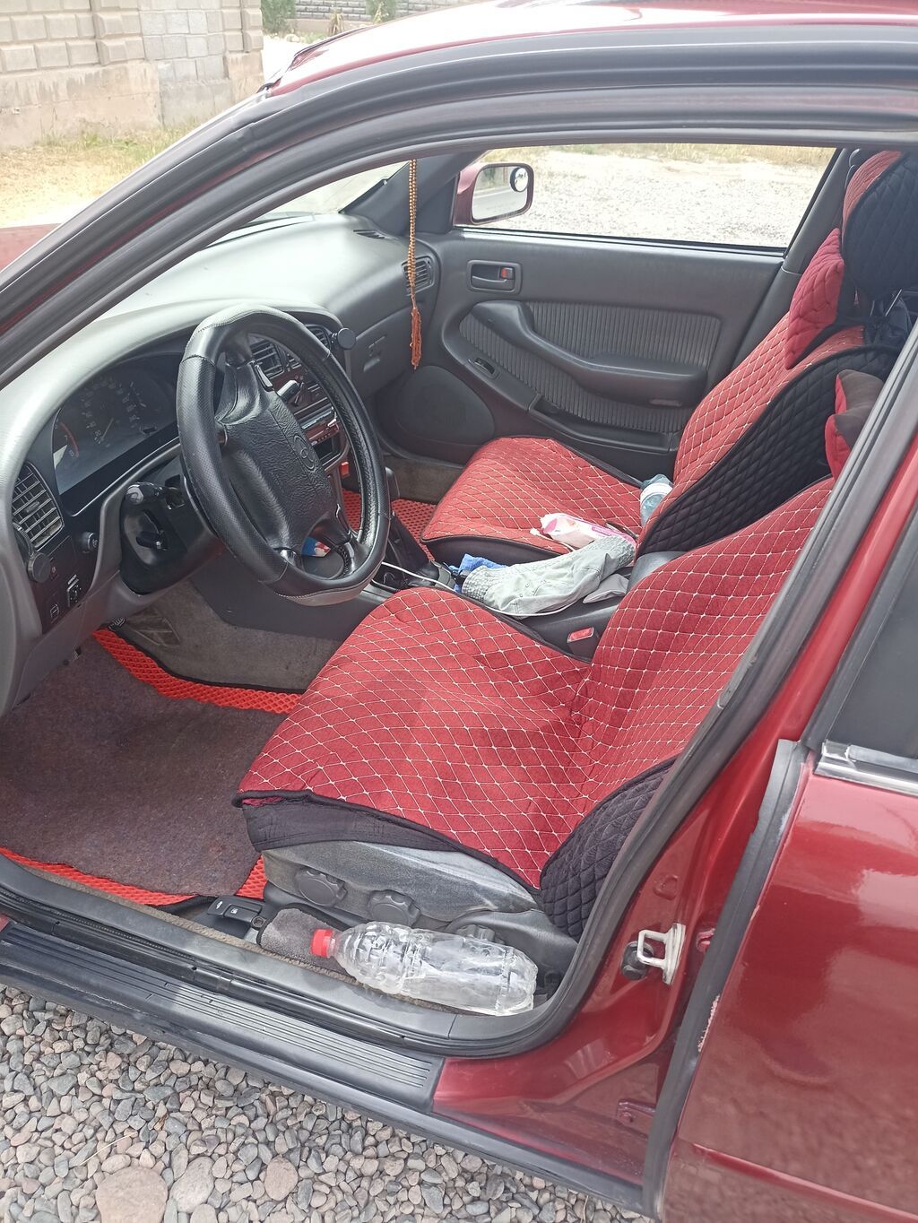 Toyota Camry: 1994 г., 2.2 л, Механика, Бензин, Седан — фото 5