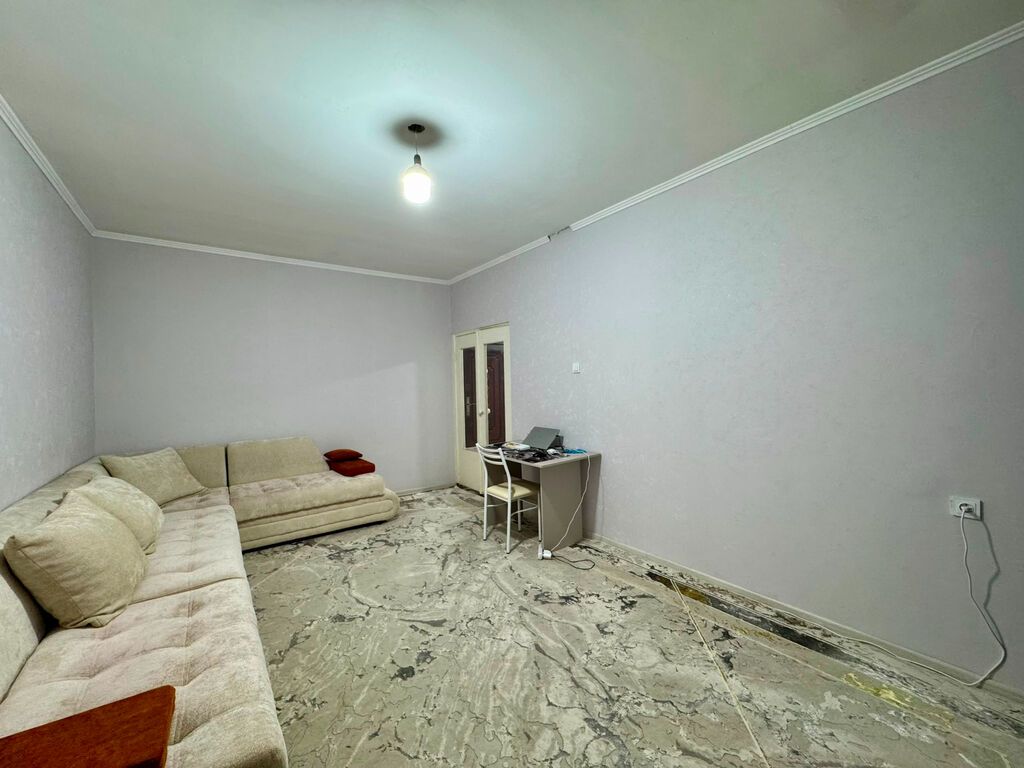 2 комнаты, 60 м², 12 мкр 106 серия, 1 этаж, Косметический ремонт: фото 3