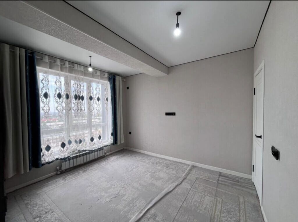 1 комната, 36 м², Ак-Орго ж/м 10 этаж, Свежий ремонт: фото 2