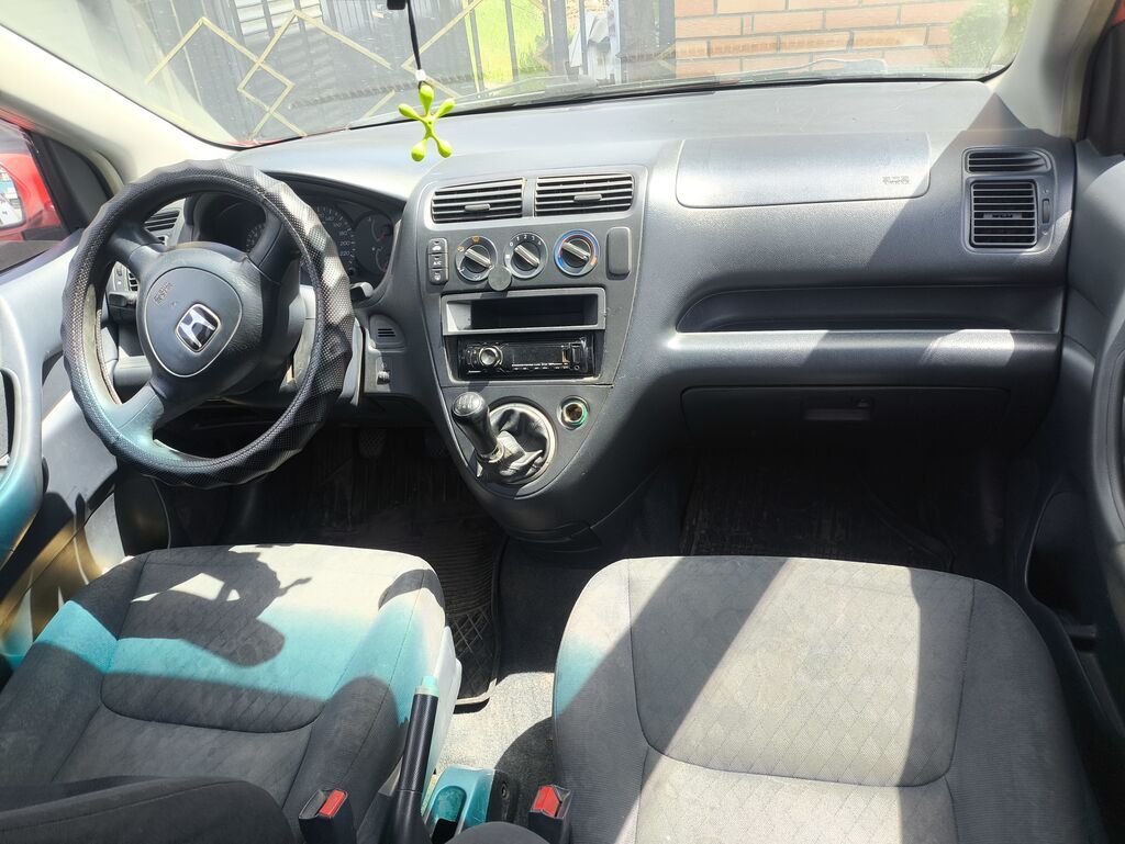 Honda Civic: 2003 г., 1.4 л, Механика, Бензин, Хэтчбэк — фото 3