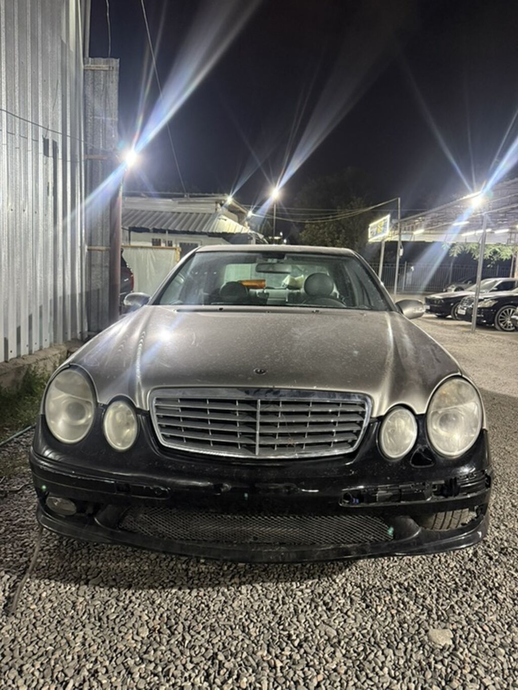 Продаю передний и задний бампер наMersedes Benz w 211 Срочно нужны: фото 2