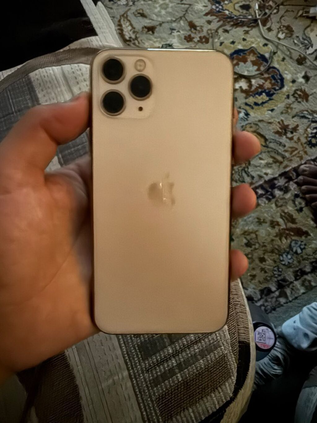 IPhone 11 Pro, 256 ГБ, золотистый - Экран: OLED Super Retina XDR: фото 2