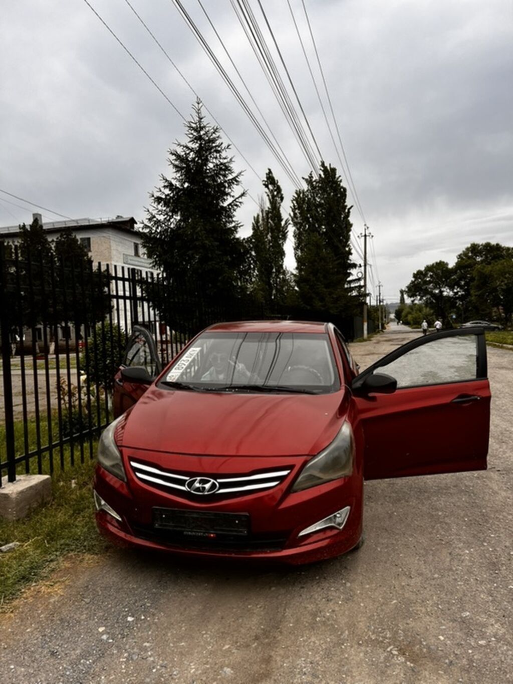 Hyundai Solaris: 2015 г., 1.6 л, Автомат, Бензин, Седан: фото 6