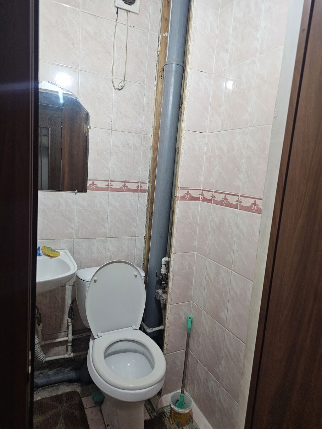 3 комнаты, 69 м², ТЦ Весна Индивидуалка, 4 этаж, Старый ремонт: фото 5