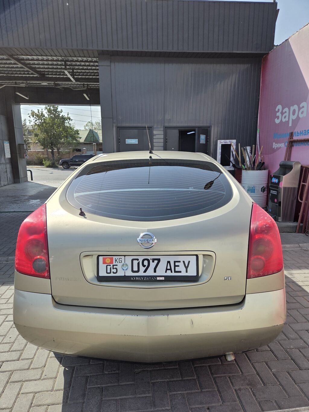 Nissan Primera: 2002 г., 1.8 л, Автомат, Бензин, Хэтчбэк: фото 3