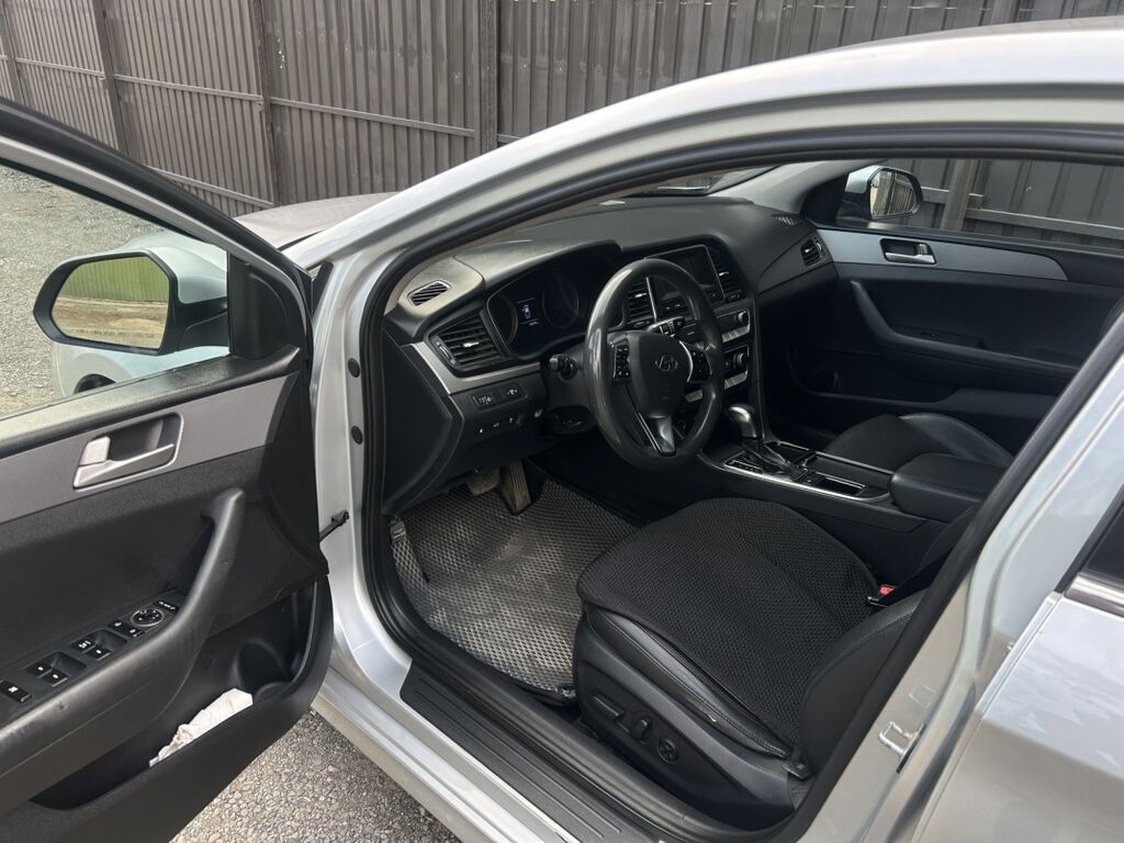 Hyundai Sonata: 2017 г., 2 л, Автомат, Газ, Седан: фото 5